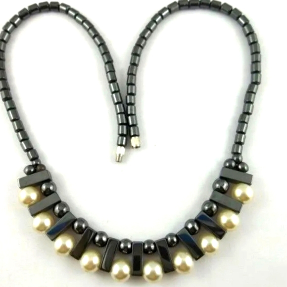 (7) Sleek classy Hematite with Faux Pearl Necklace - Picture 2 of 7